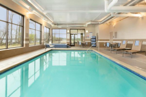  Country Inn & Suites by Radisson, Bemidji, MN  Бемиджи